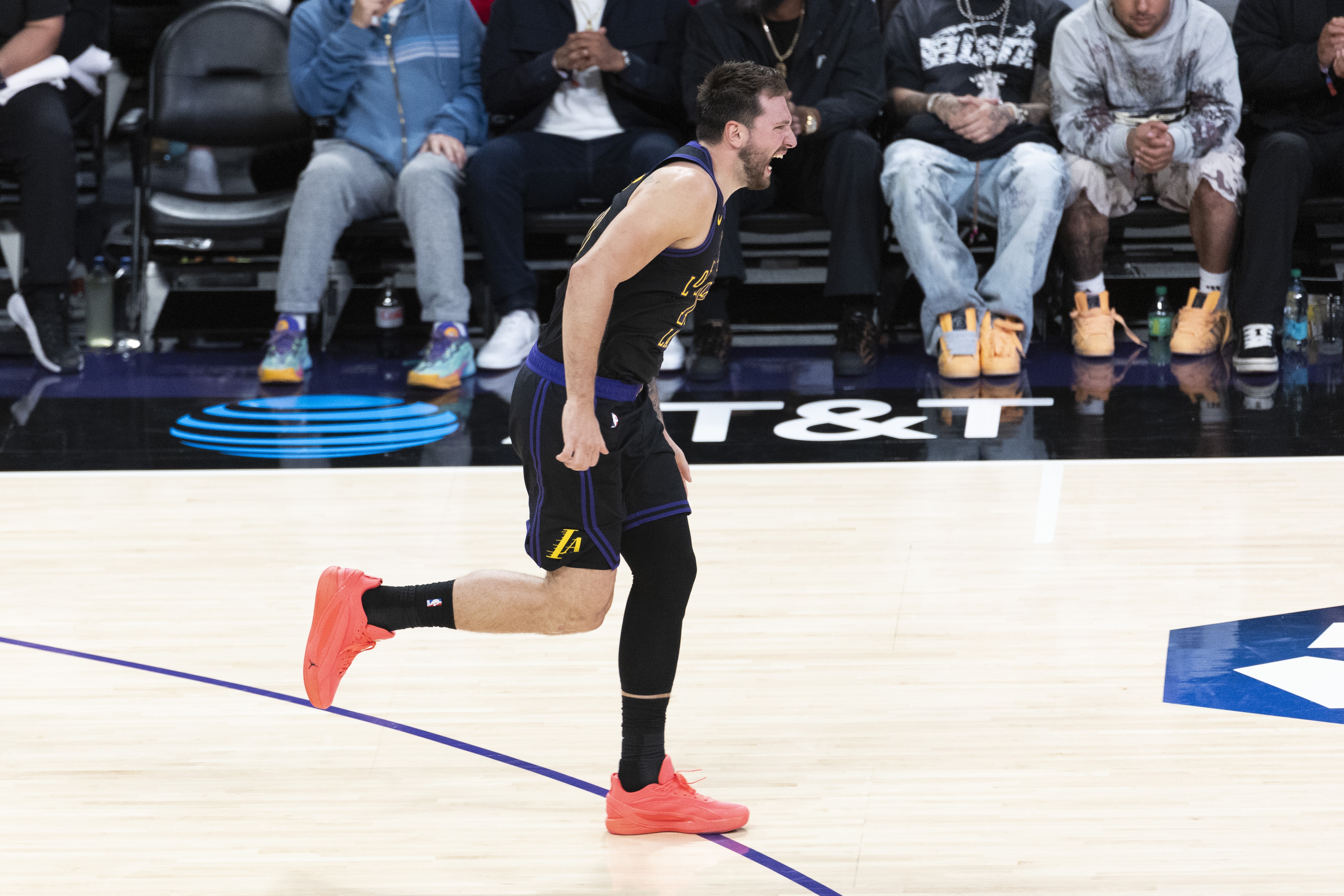 維蒂揭秘科比歐洲治療真相 東契奇細胞療法引關注 維蒂揭秘科比歐洲治療真相 東契奇細胞療法引關注